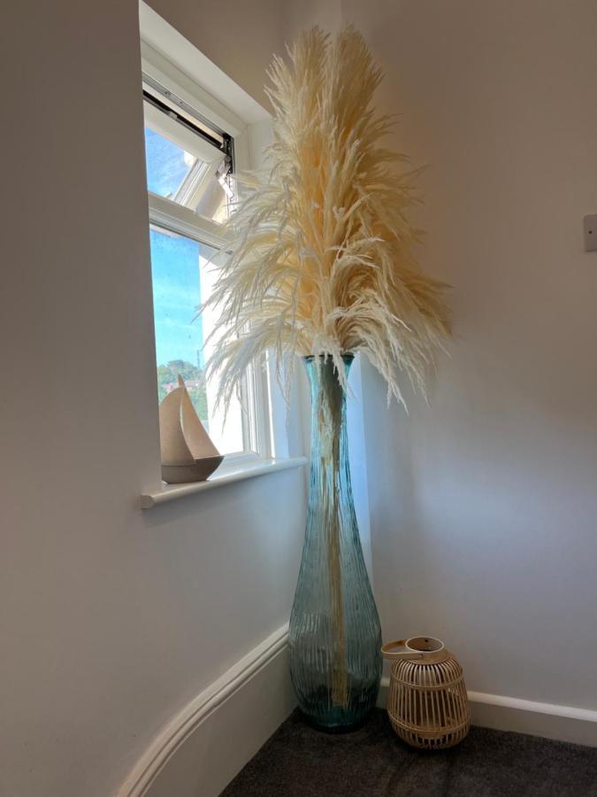 Lovely 1-Bedroom Flat In St Leonards On Sea Екстериор снимка